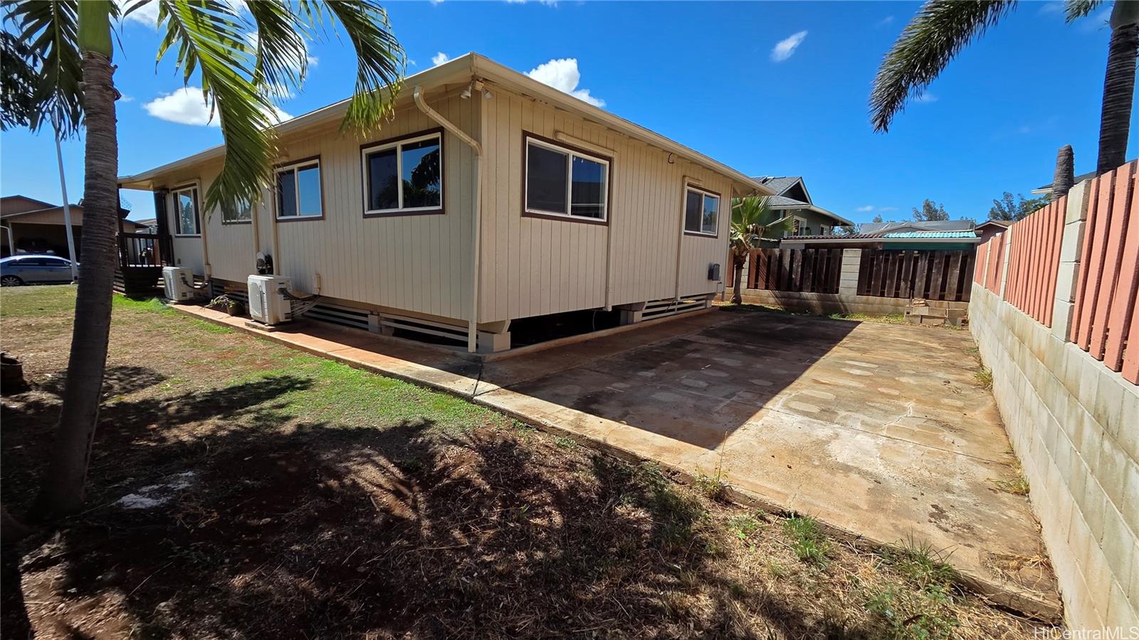 91-1781  Kupeleko Place Ewa Villages, Ewaplain home - photo 5 of 22