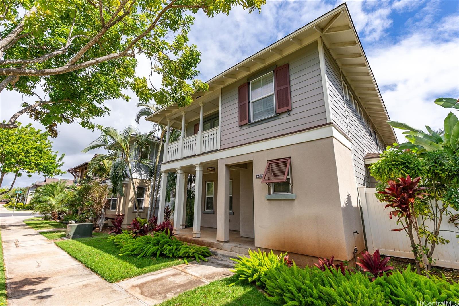 91-1811  Waiaama St Hoakalei-ka Makana, Ewaplain home - photo 2 of 24