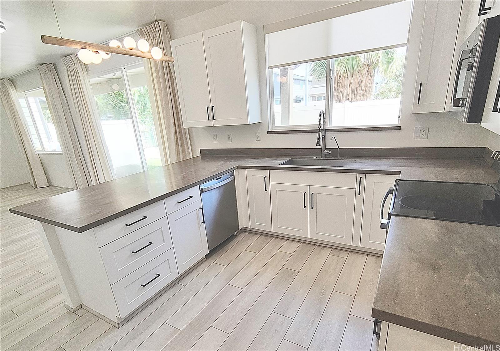 91-1879  Olali Street Ewa Gen Makamae, Ewaplain home - photo 3 of 19