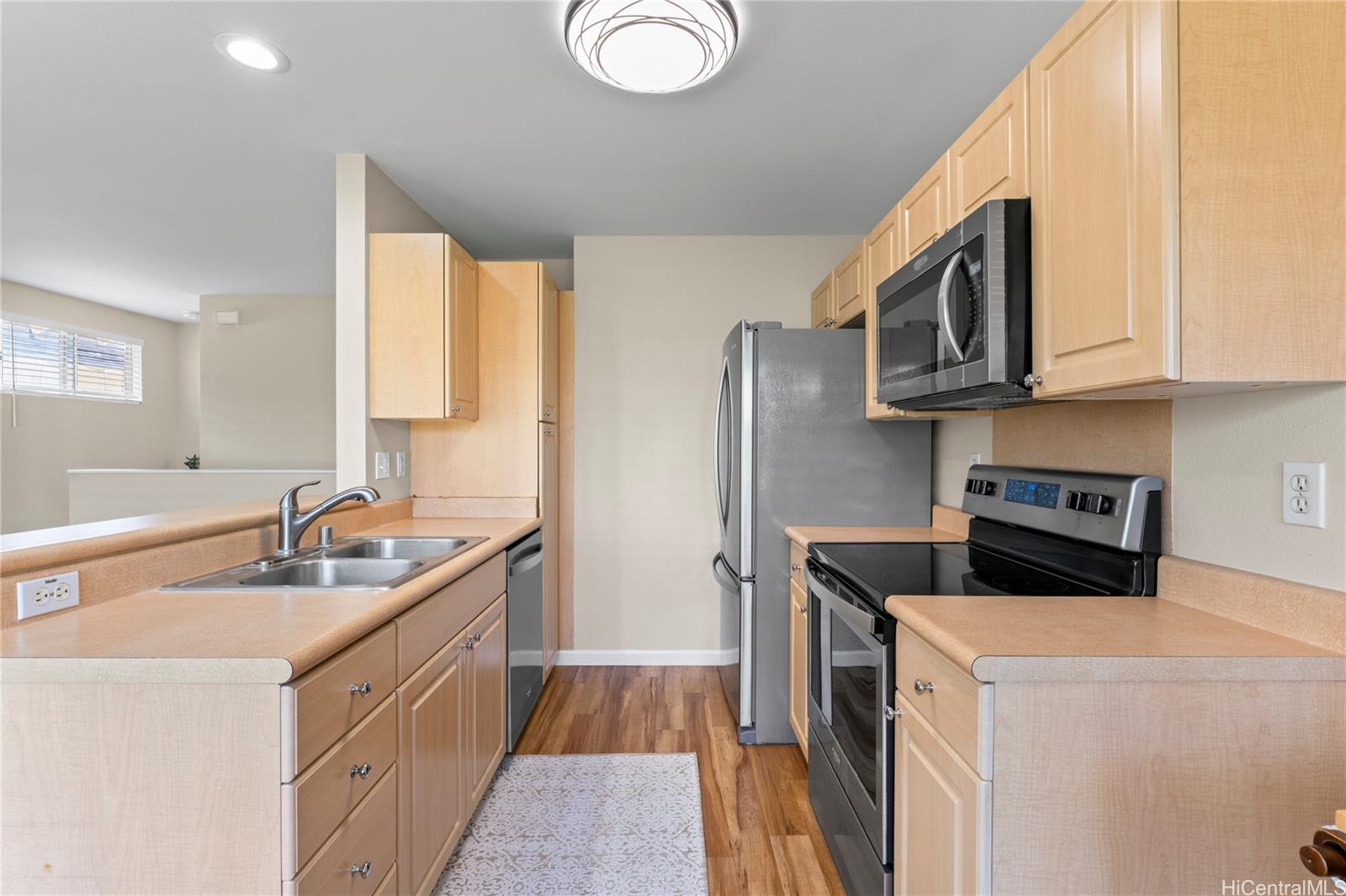 91-1928  Luahoana Street Ewa Gen Cortebella, Ewaplain home - photo 3 of 20