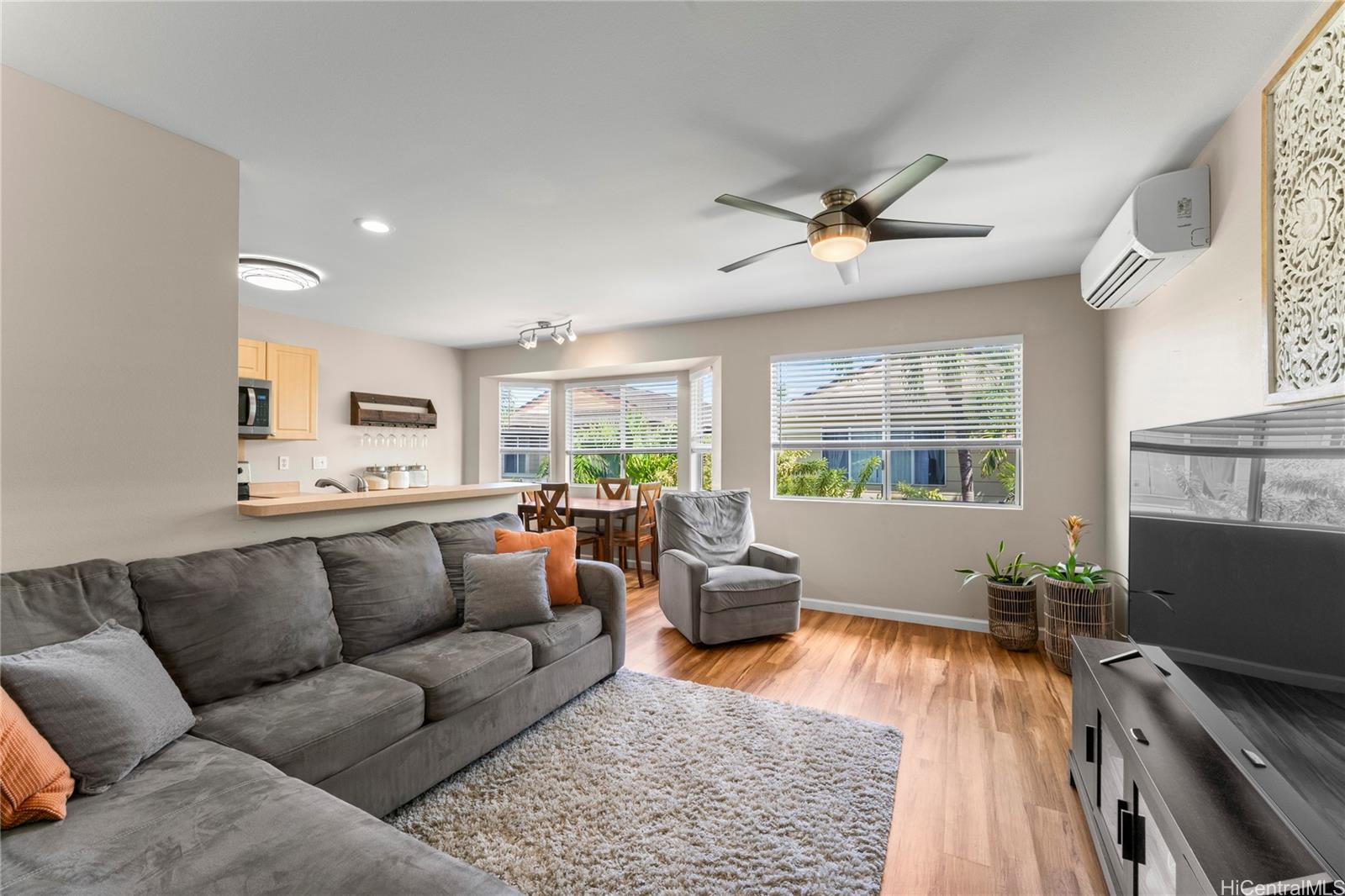 91-1928  Luahoana Street Ewa Gen Cortebella, Ewaplain home - photo 4 of 20