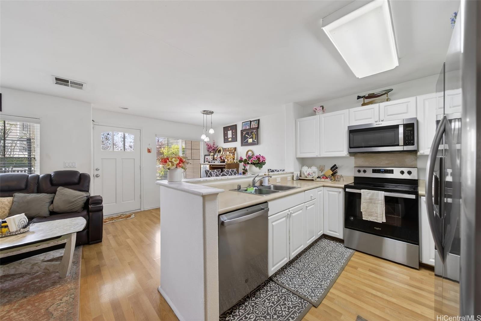 91-2013 Kaioli Street townhouse # 4302, Ewa Beach, Hawaii - photo 10 of 25