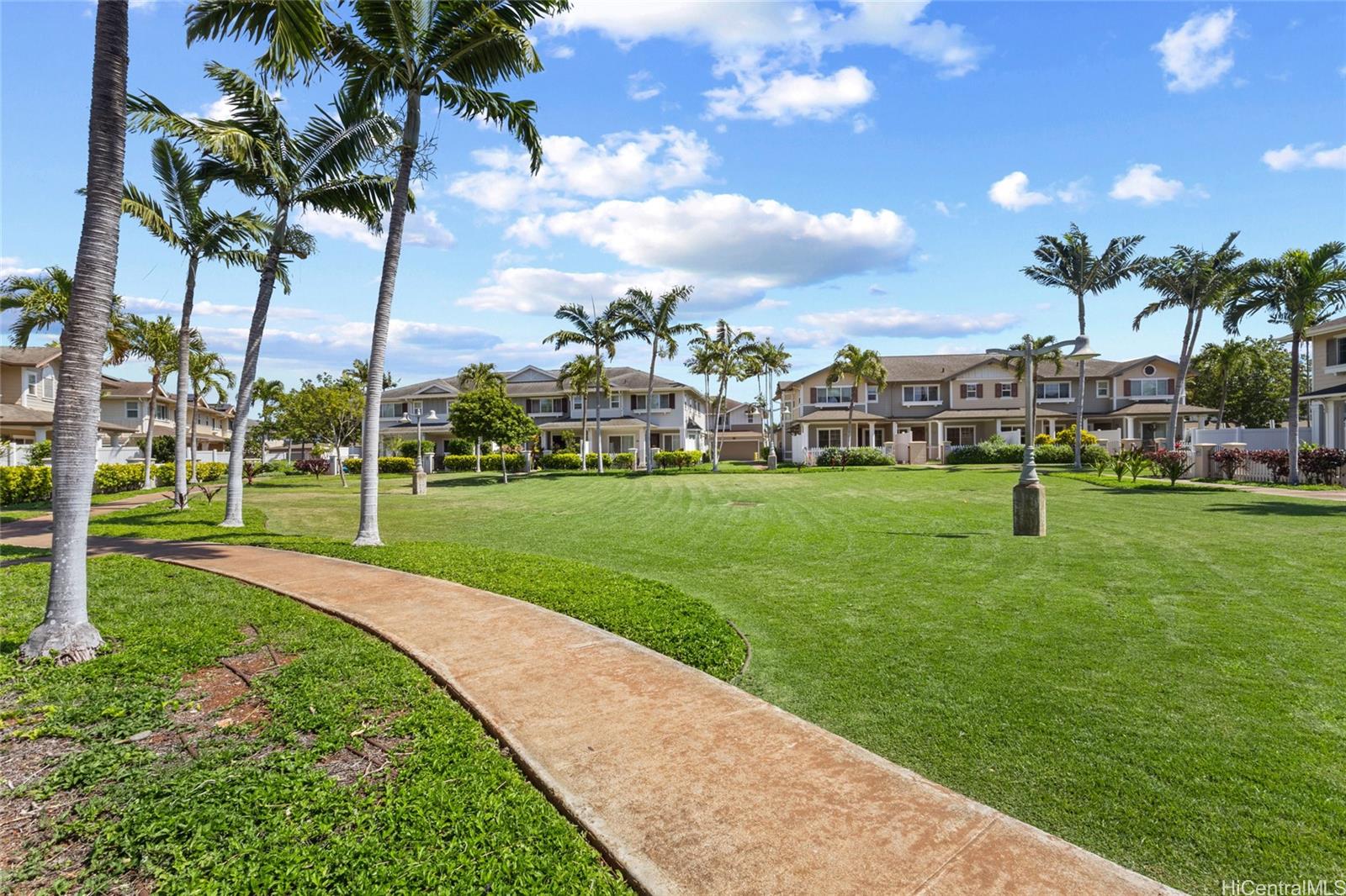 91-2016 Kaioli Street townhouse # 1902, Ewa Beach, Hawaii - photo 23 of 25