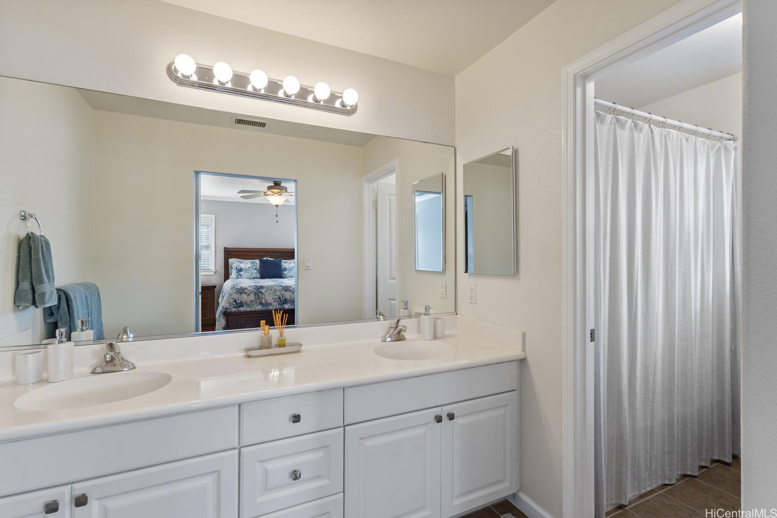 Associa/OPRCA townhouse # 3501, Ewa Beach, Hawaii - photo 11 of 25