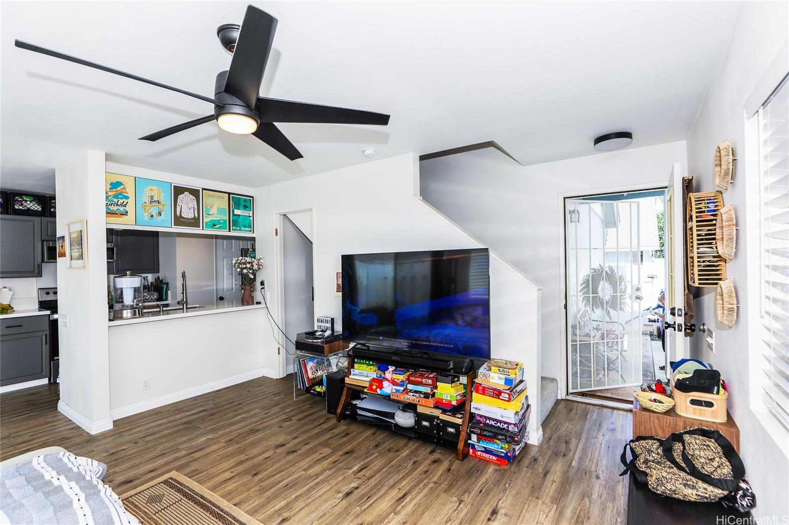 91-205  Papahi Place Ewa Gen Alii Cove, Ewaplain home - photo 2 of 25