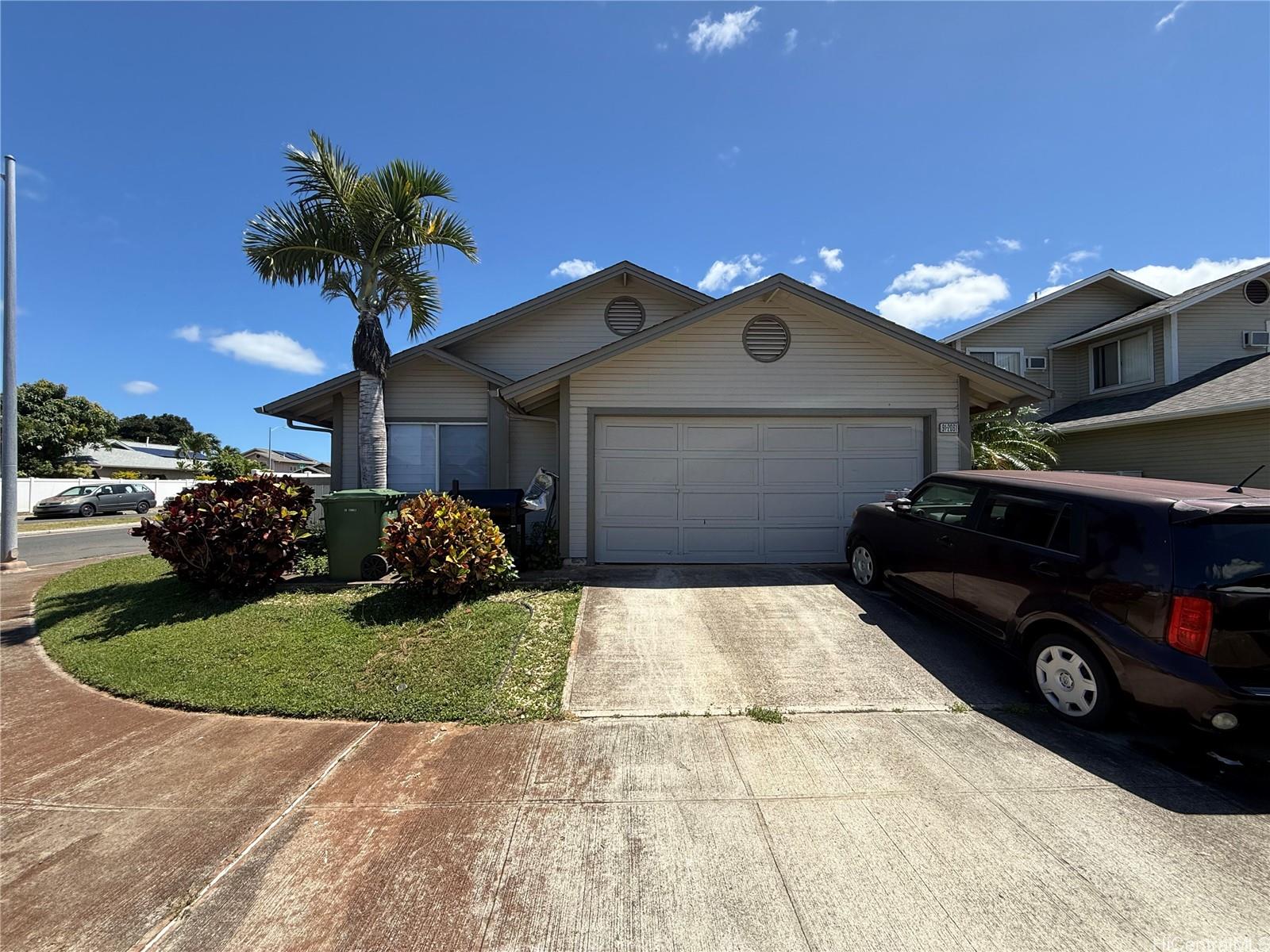 91-2061  Laakona Place Ewa Gen Sun Terra, Ewaplain home - photo 2 of 8