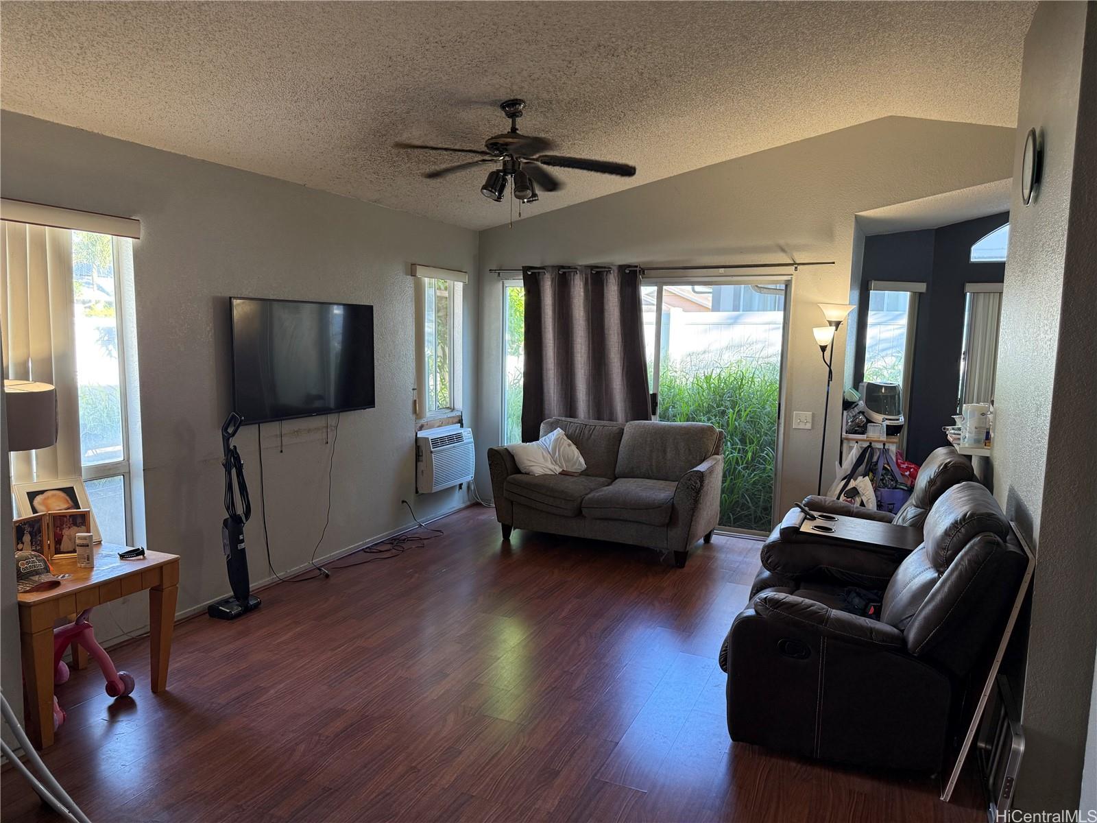 91-2061  Laakona Place Ewa Gen Sun Terra, Ewaplain home - photo 3 of 8