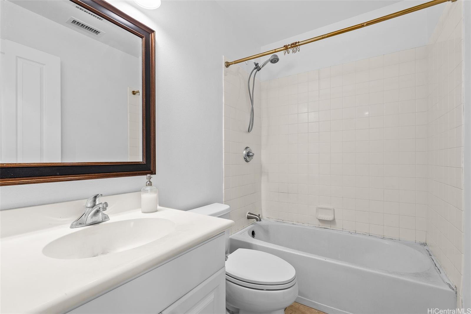 Ocean Pointe townhouse # 204, Ewa Beach, Hawaii - photo 21 of 25