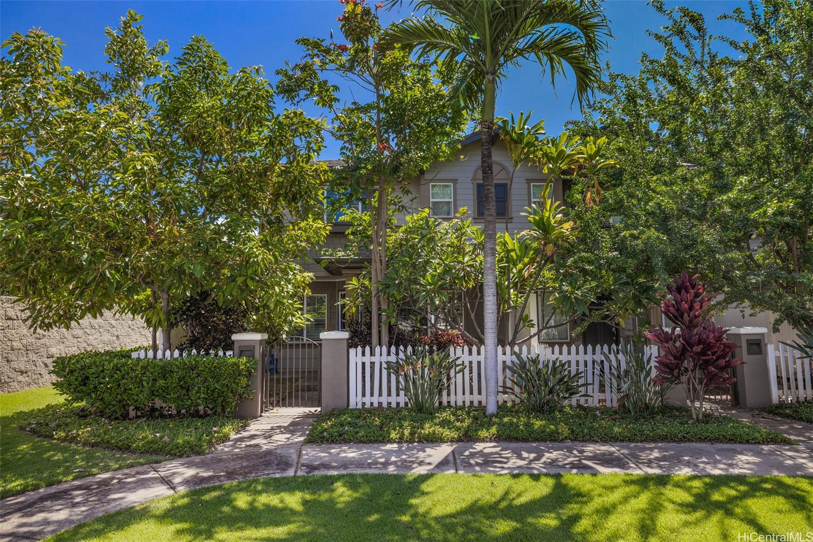 Ocean Pointe townhouse # 701, Ewa Beach, Hawaii - photo 2 of 18