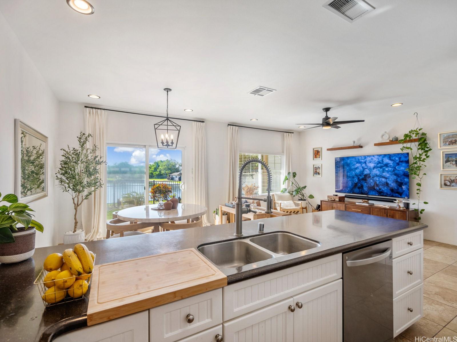 OPCA townhouse # 1103, Ewa Beach, Hawaii - photo 8 of 25