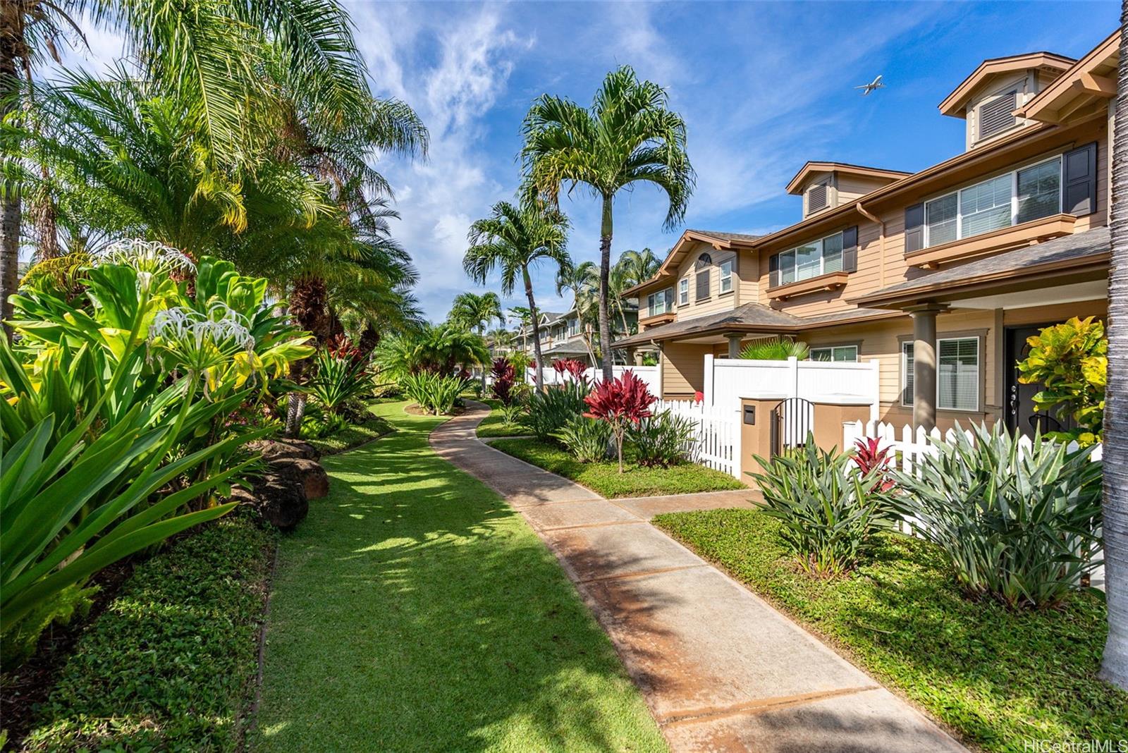 91-2083 Kaioli Street townhouse # 1303, Ewa Beach, Hawaii - photo 22 of 25