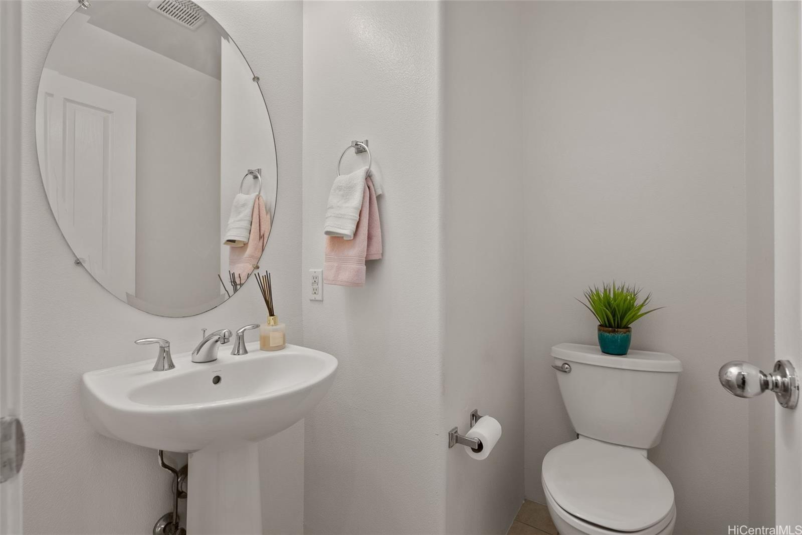 91-2083 Kaioli Street townhouse # 1303, Ewa Beach, Hawaii - photo 9 of 25