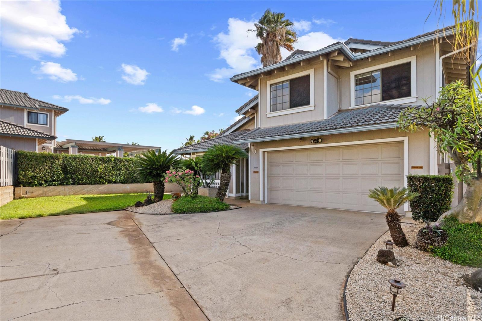 91-209  Oaniani Place Kapolei-malanai, Ewaplain home - photo 2 of 25