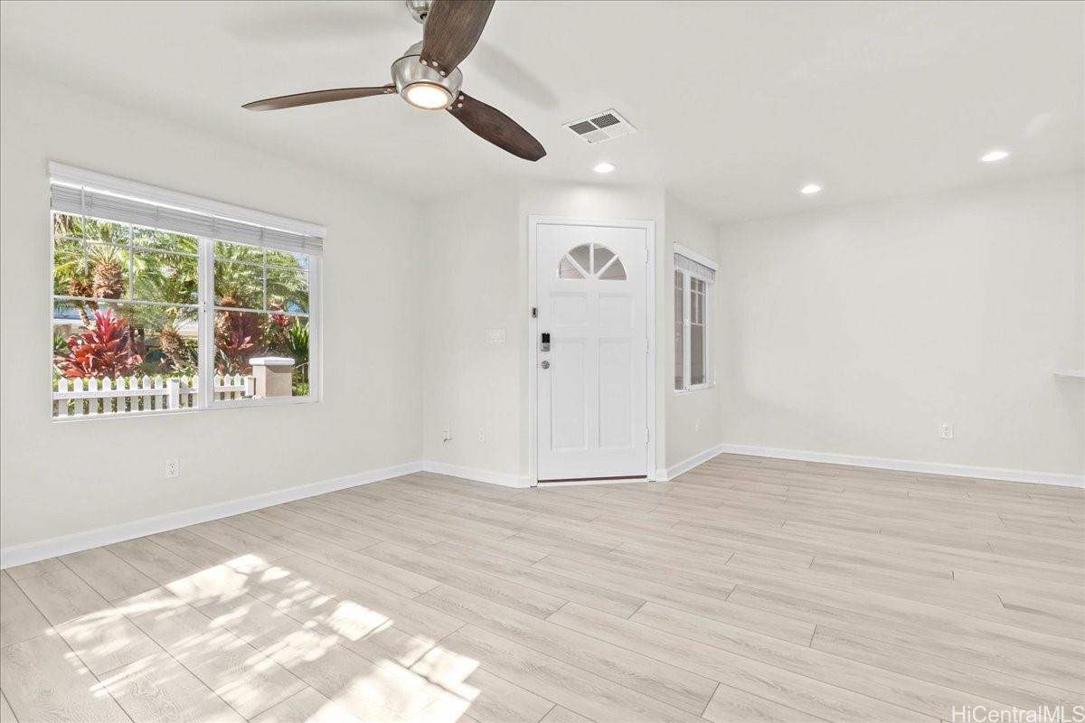 91-2097 Kaioli St Ewa Beach - Rental - photo 4 of 22