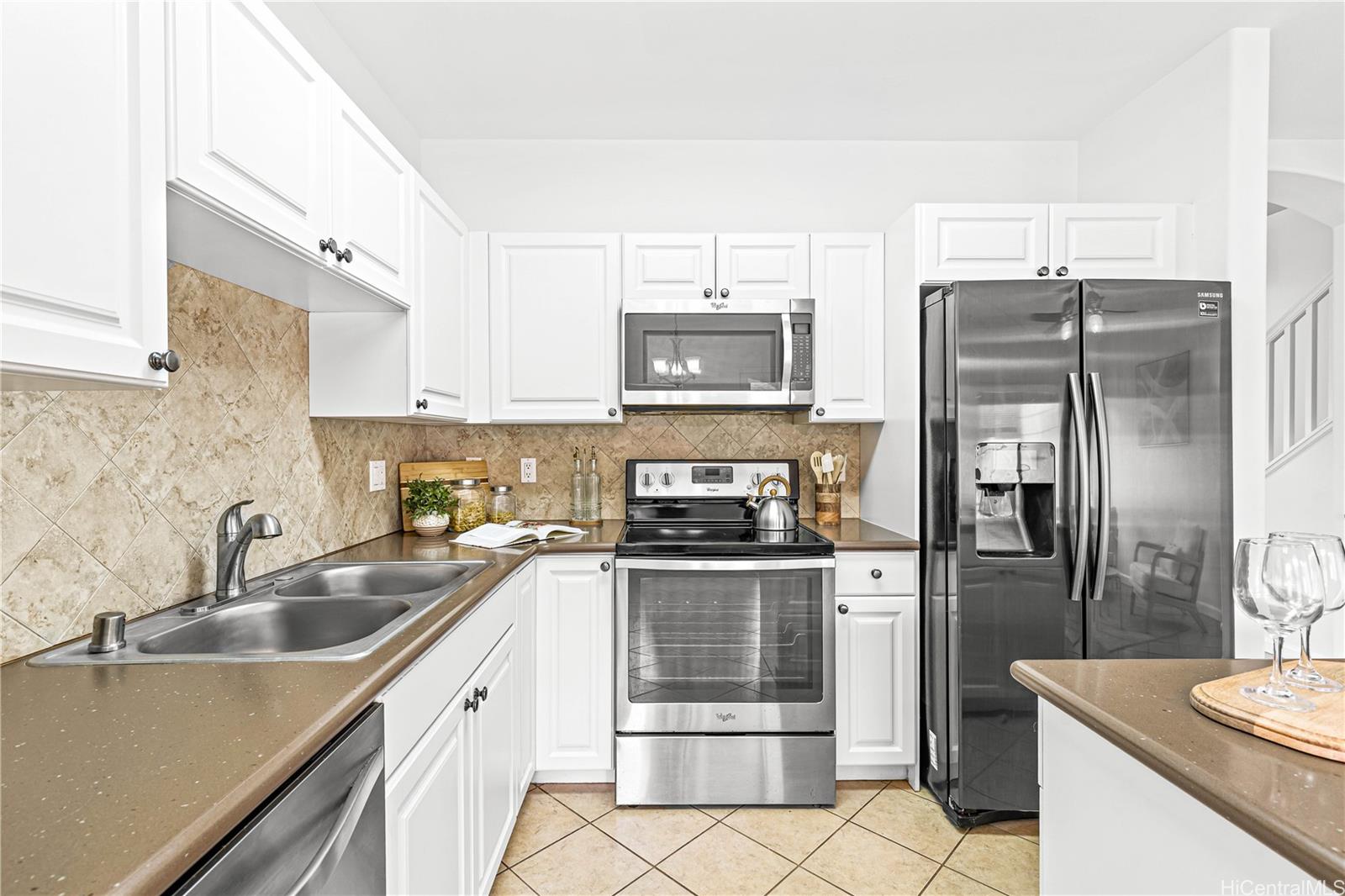 Ocean Pointe townhouse # 303, Ewa Beach, Hawaii - photo 6 of 24