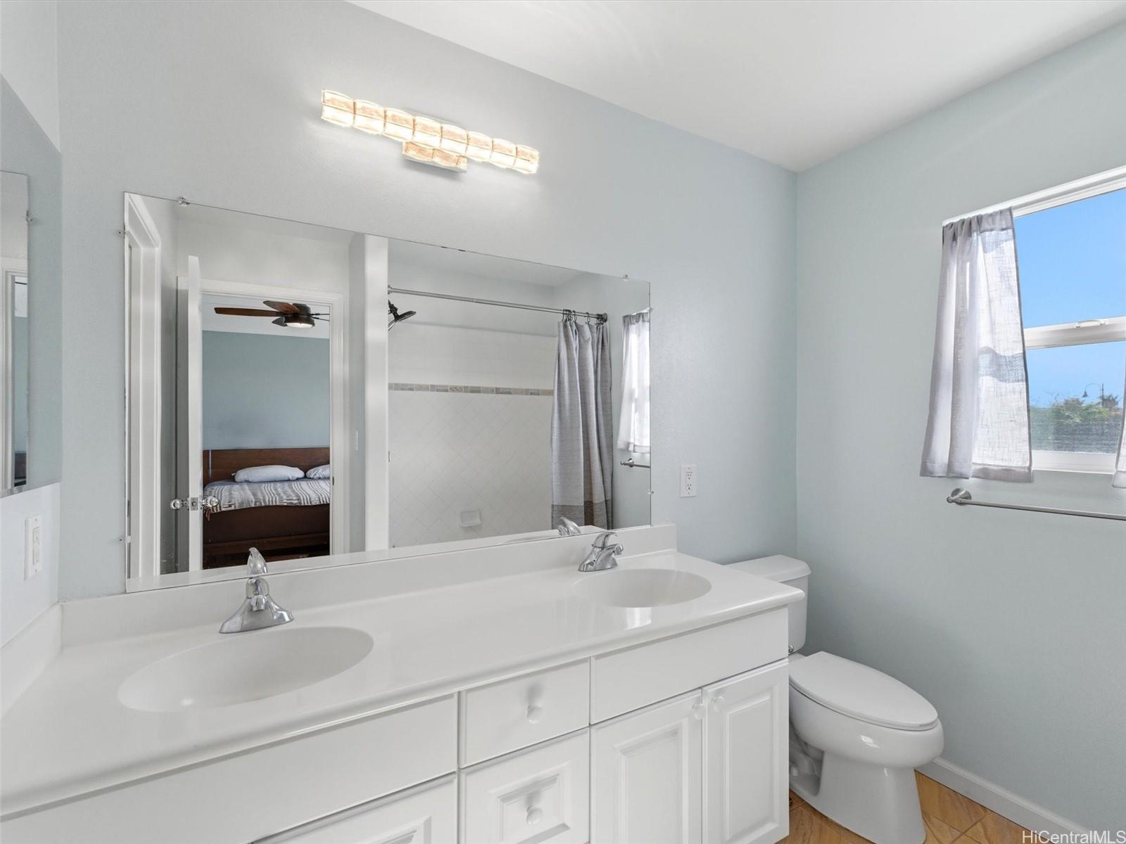 91-2111 Kaioli Street townhouse # 2402, Ewa Beach, Hawaii - photo 16 of 23