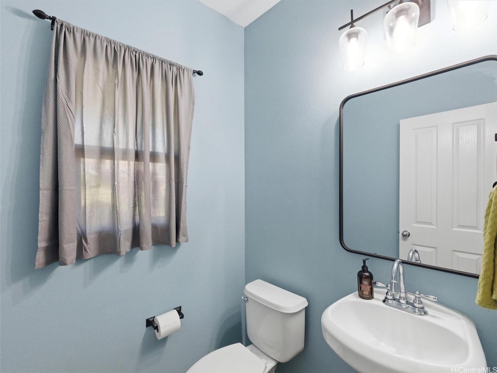 91-2111 Kaioli Street townhouse # 2402, Ewa Beach, Hawaii - photo 7 of 23