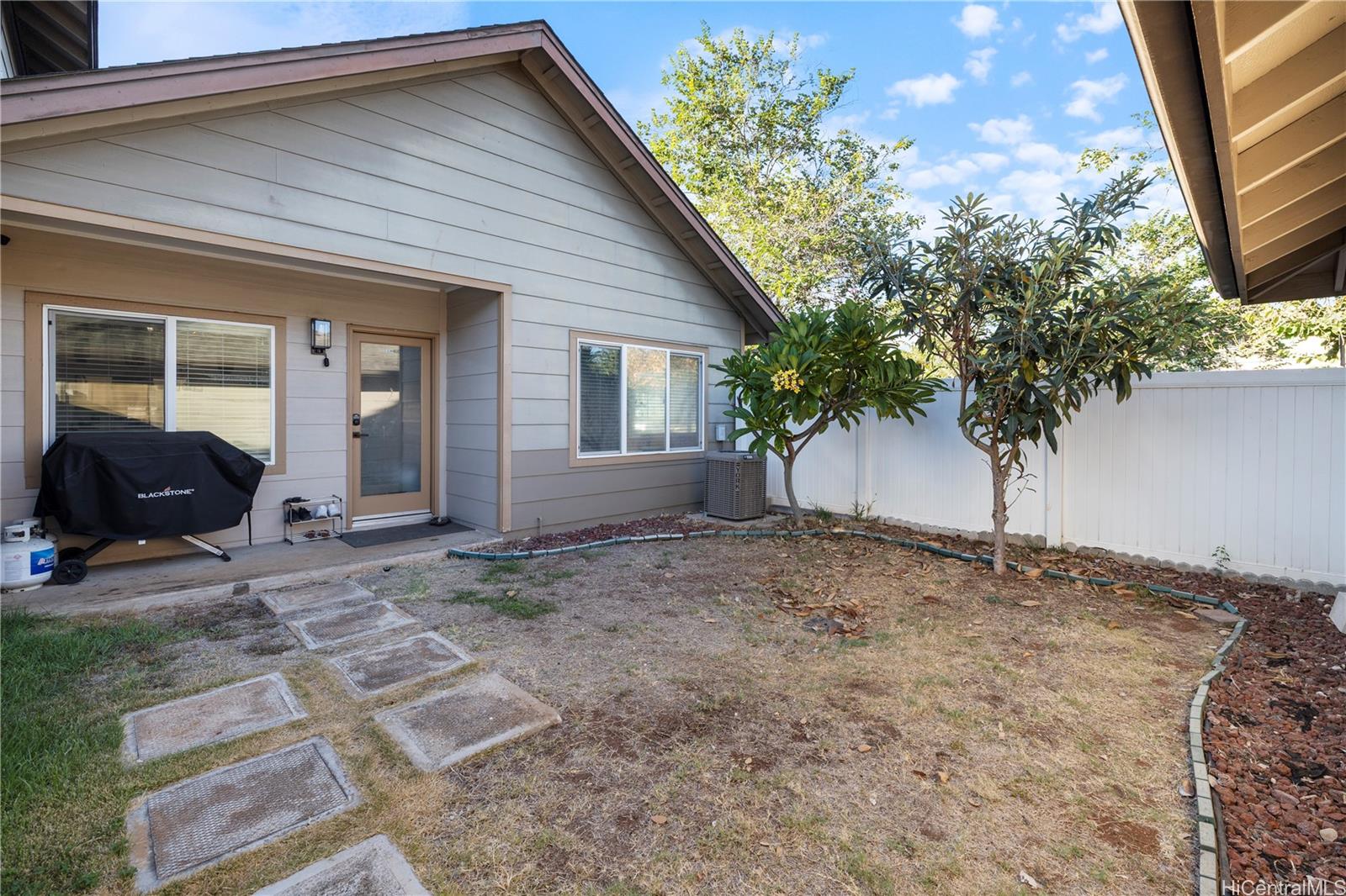 91-2123 Kaioli Street townhouse # 3001, Ewa Beach, Hawaii - photo 13 of 21