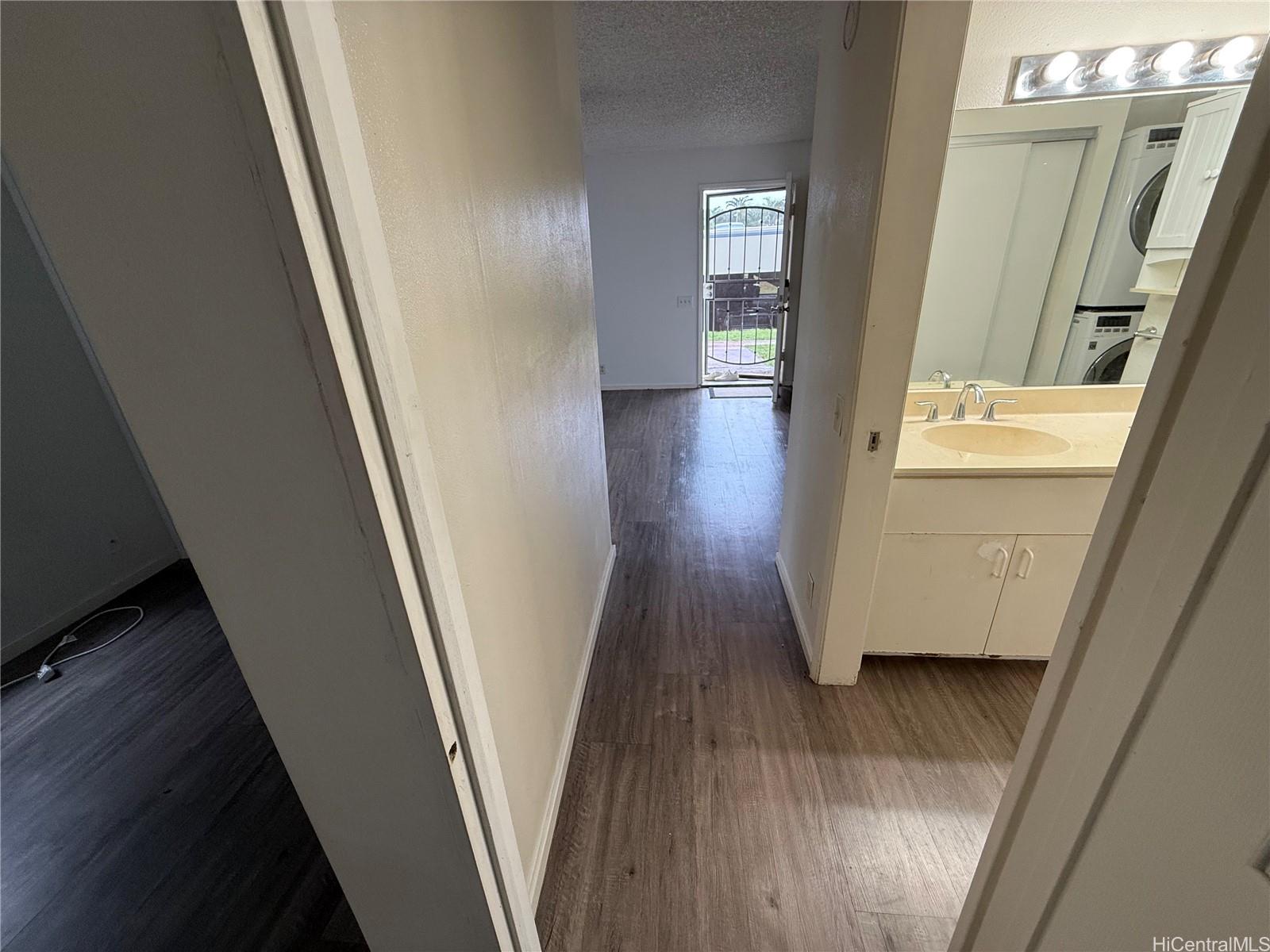 91-214 Hanapouli Circle Ewa Beach - Rental - photo 5 of 8