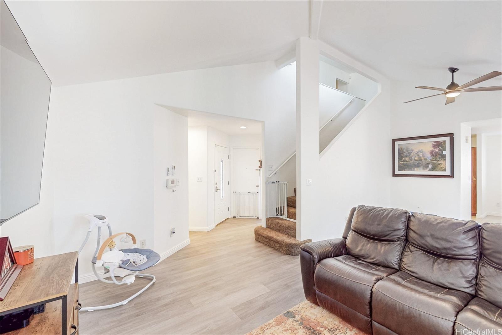 91-215  Keonekapu Place Ewa Gen Trovare, Ewaplain home - photo 3 of 25