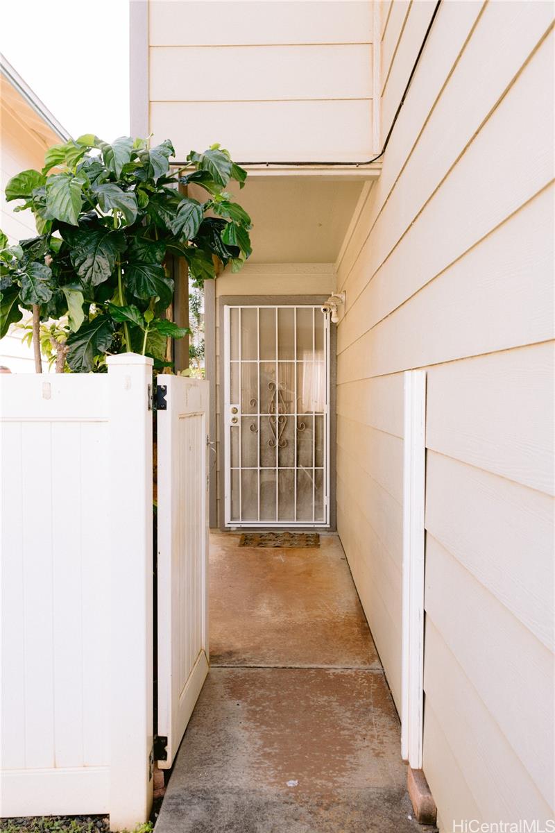 91-215  Kuina Place Ewa Gen Alii Court, Ewaplain home - photo 15 of 18