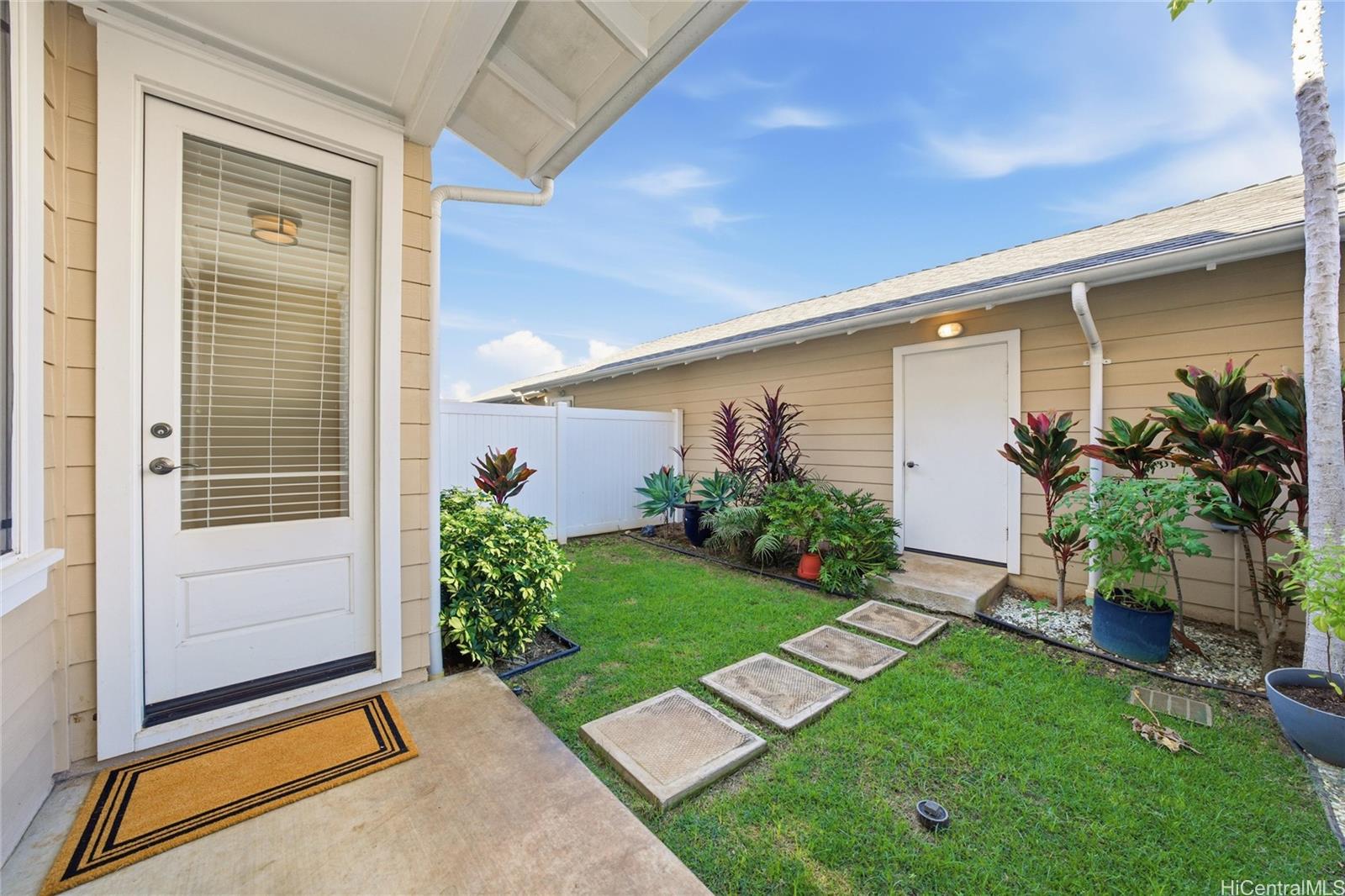 91-2220 Kaiwawalo St Ewa Beach - Rental - photo 4 of 25