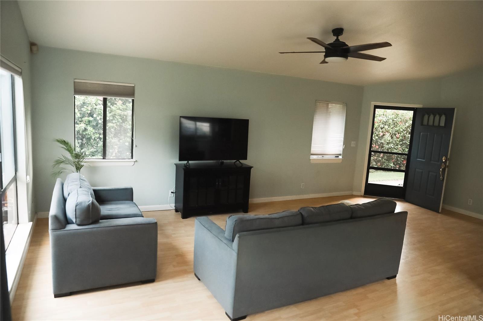 91-231 Wahane Place Kapolei - Rental - photo 2 of 17