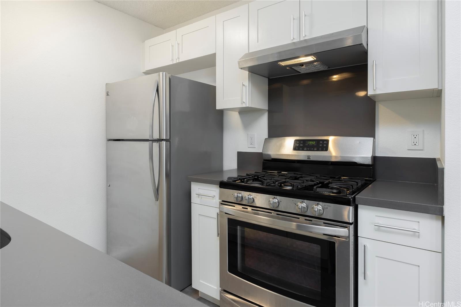 91-234 Hanapouli Cir Ewa Beach - Rental - photo 3 of 17