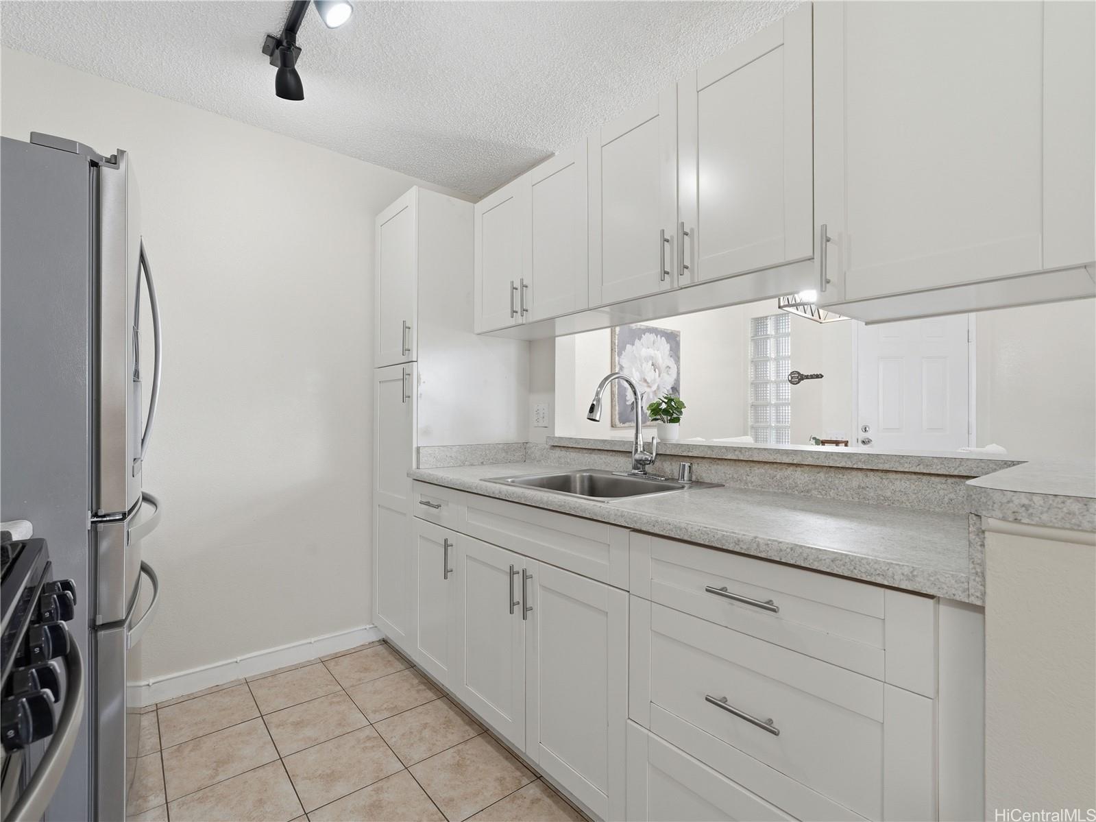 Sun Rise condo # 15G, Ewa Beach, Hawaii - photo 7 of 24