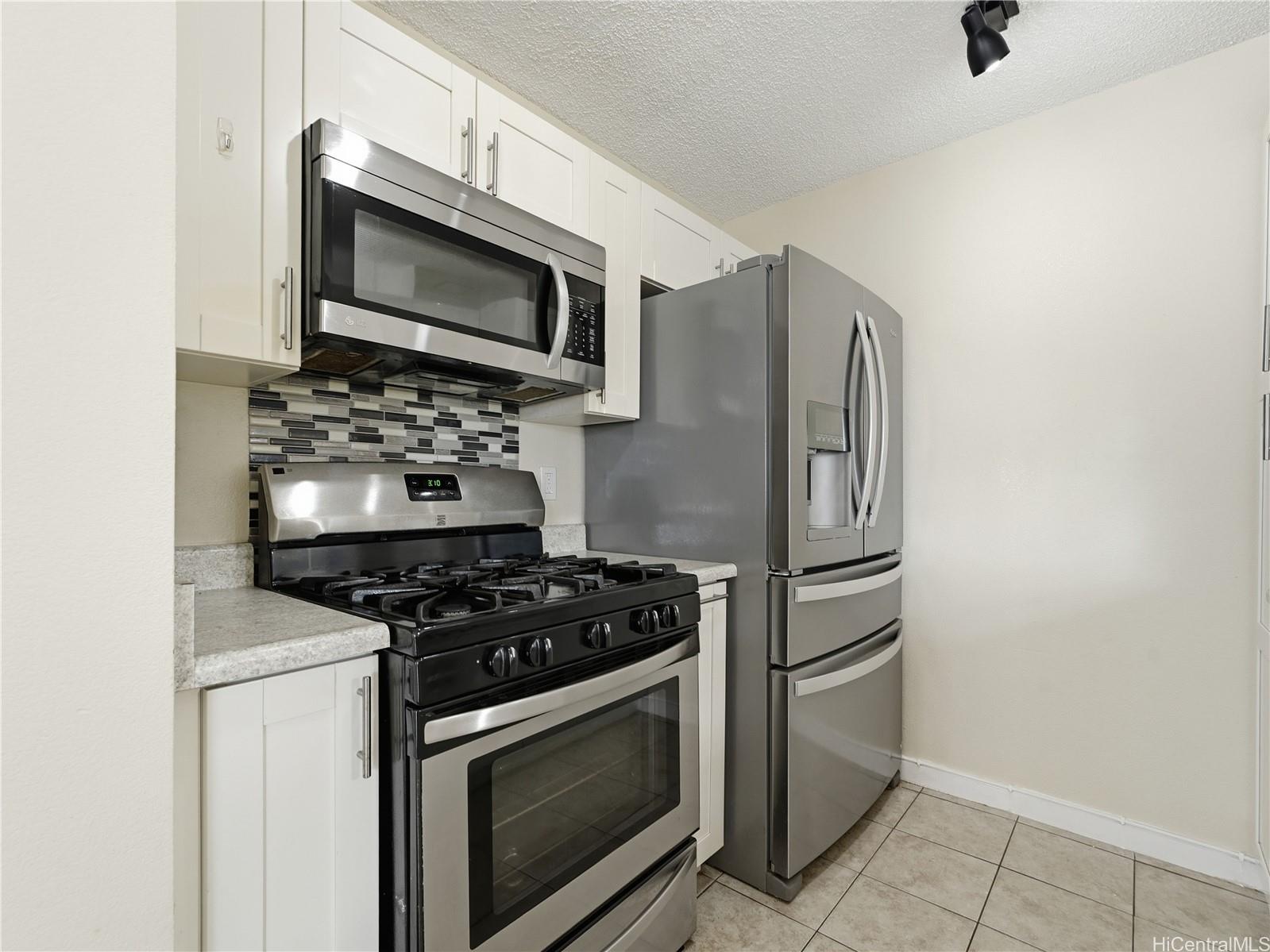 Sun Rise condo # 15G, Ewa Beach, Hawaii - photo 8 of 24