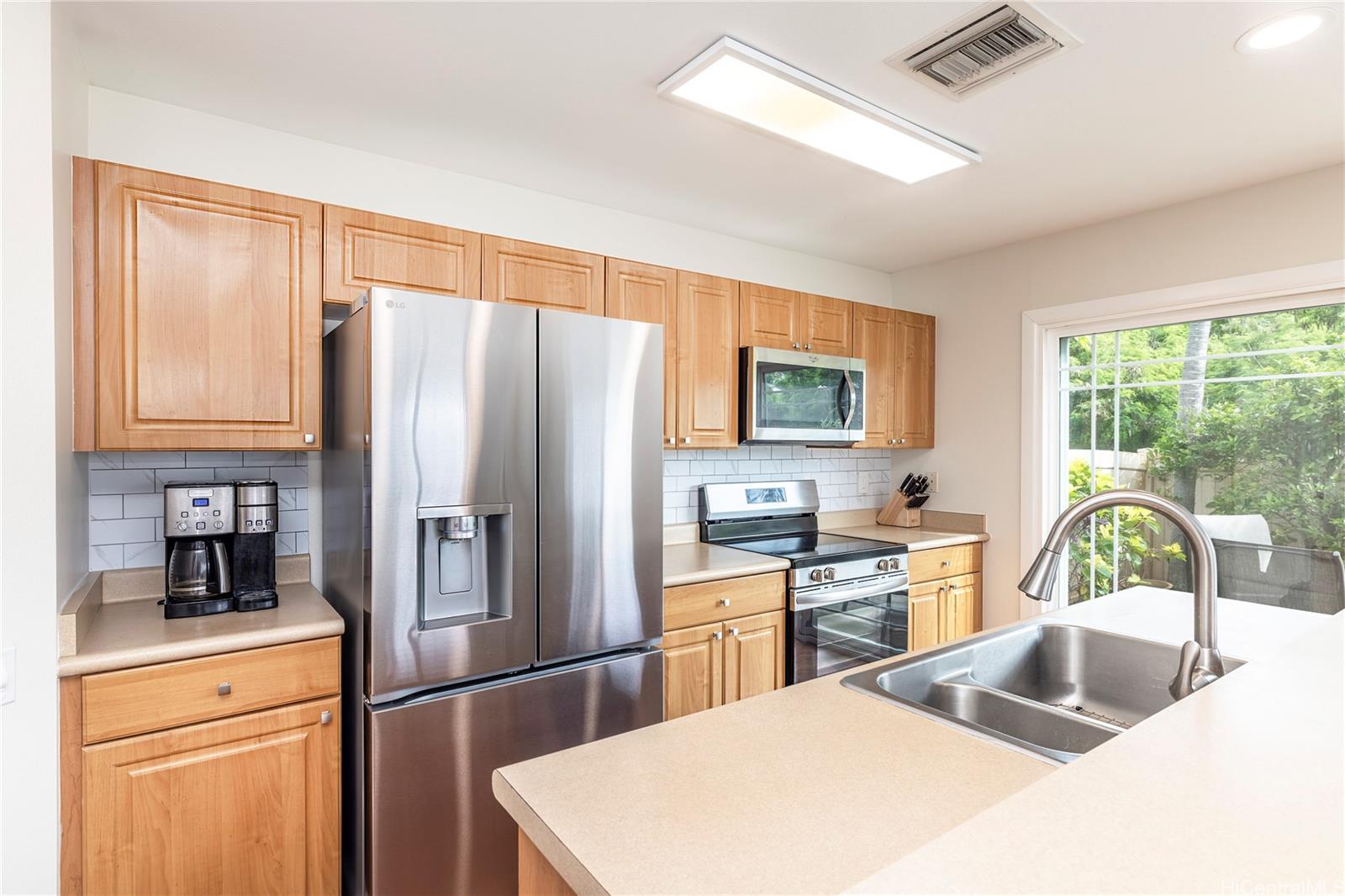 91-284  Makalea Street Ewa Gen Las Brisas, Ewaplain home - photo 8 of 24