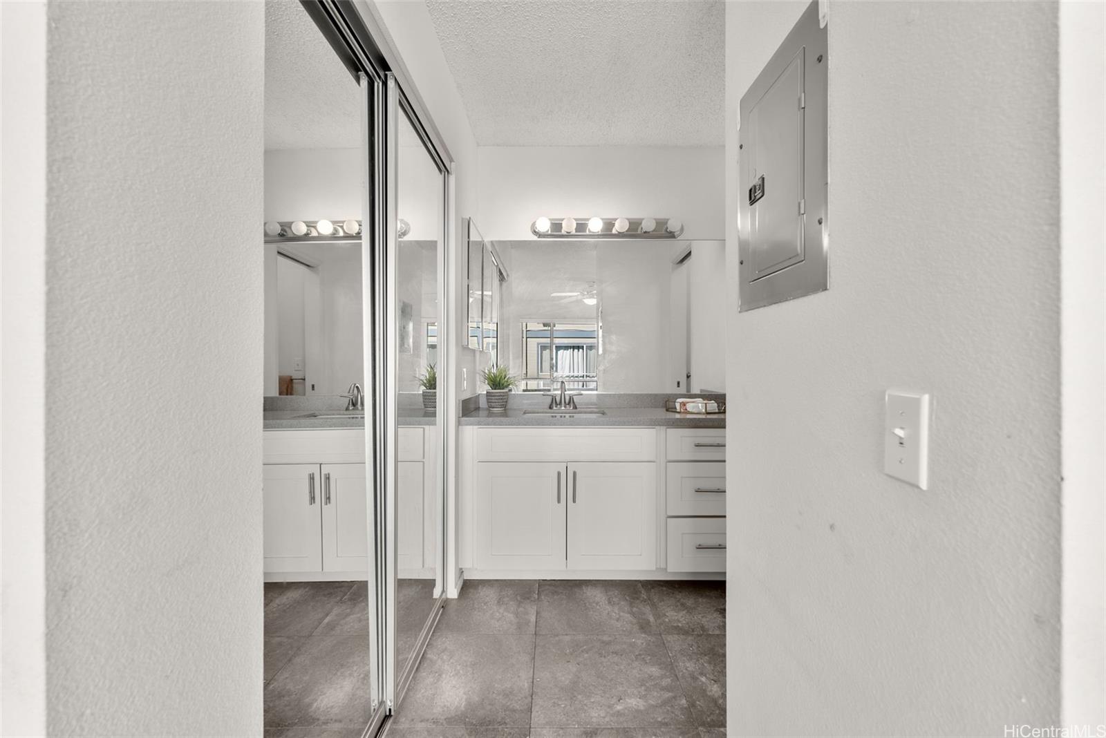 Sun Rise condo # 9G, Ewa Beach, Hawaii - photo 11 of 24