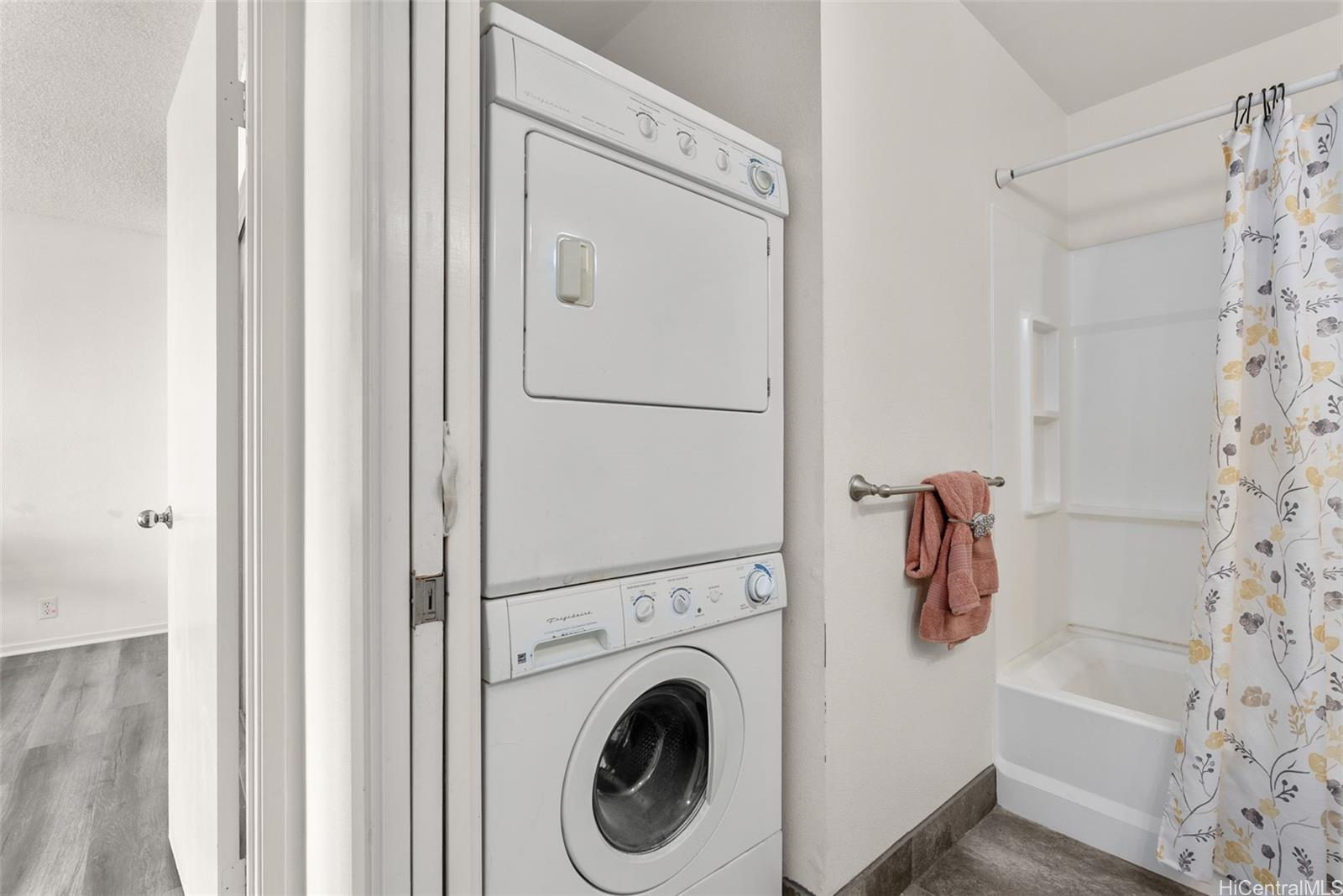 Sun Rise condo # 9G, Ewa Beach, Hawaii - photo 5 of 24