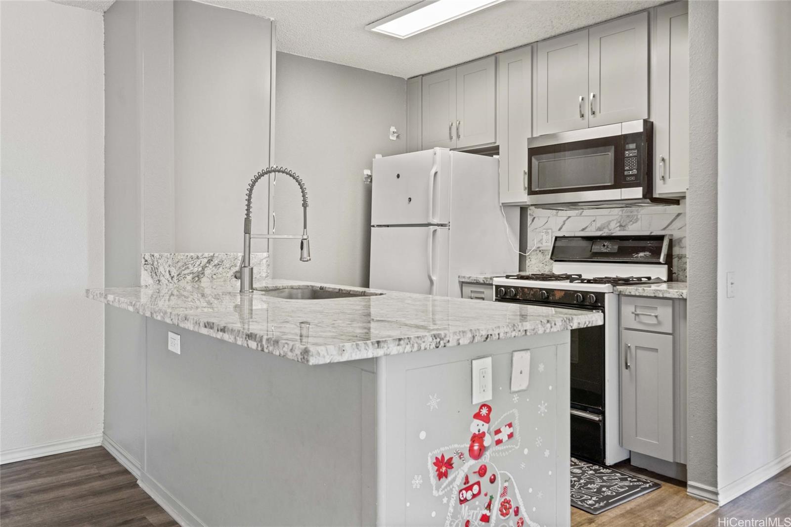 Sun Rise condo # 1C, Ewa Beach, Hawaii - photo 5 of 25