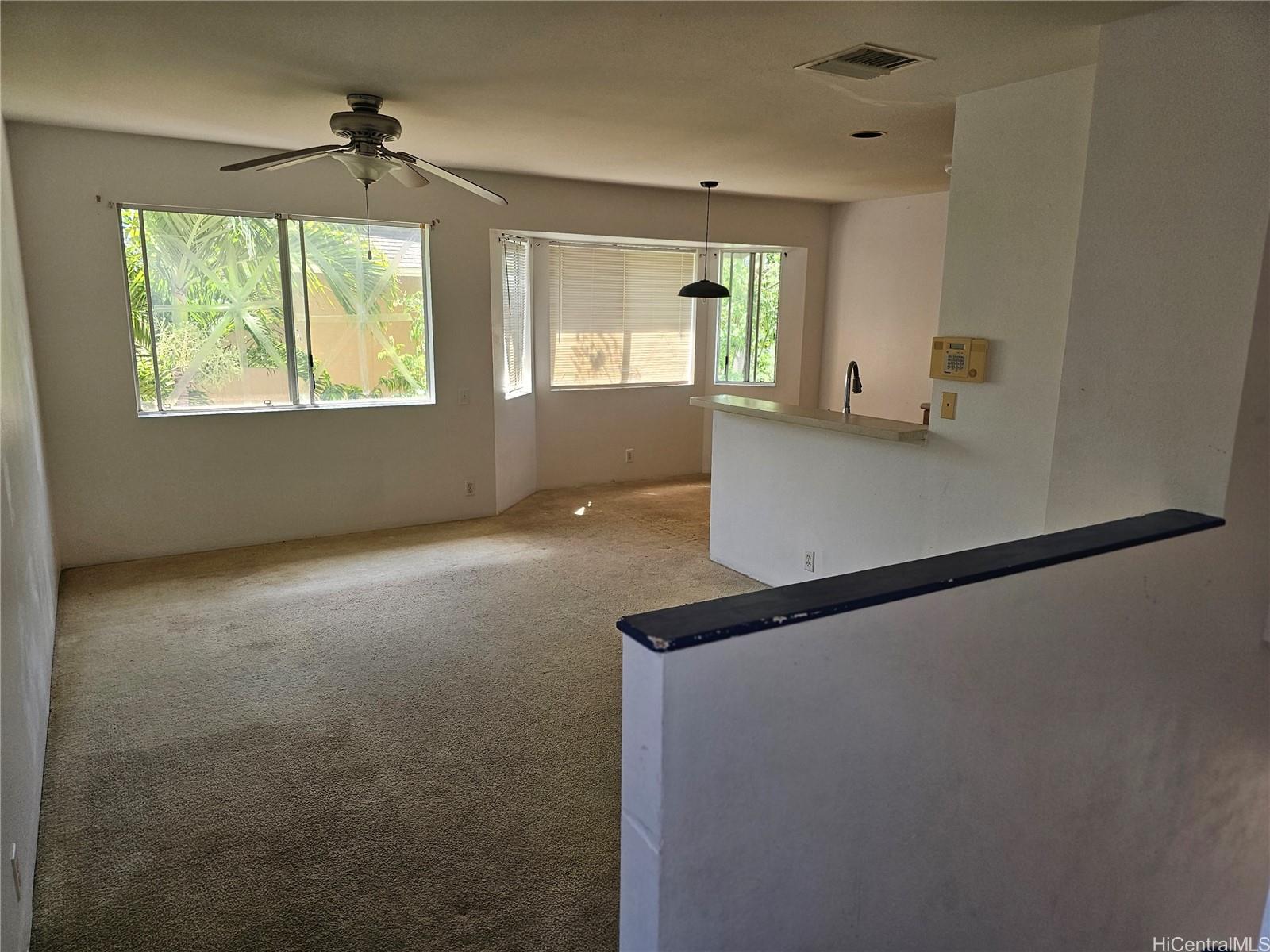 91-318  Makalea Street Ewa Gen Las Brisas, Ewaplain home - photo 6 of 11