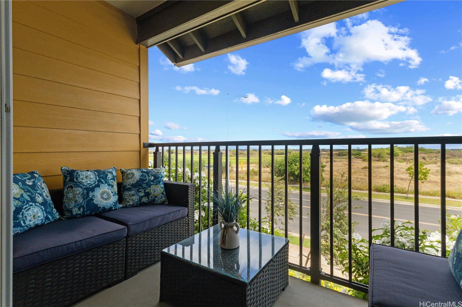 Ho'Opili townhouse # 601, Ewa Beach, Hawaii - photo 4 of 25
