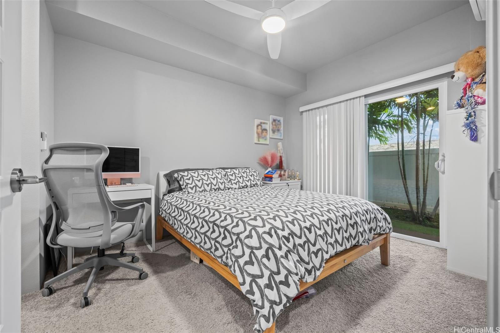 Hoopili townhouse # 812, Ewa Beach, Hawaii - photo 3 of 11