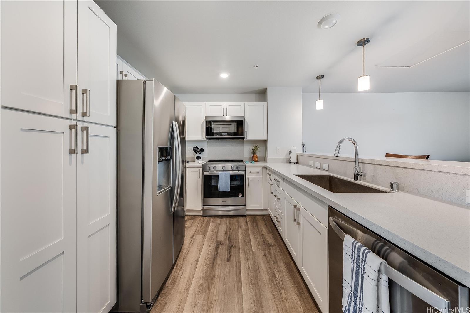 Hoopili CA townhouse # 2207, Ewa Beach, Hawaii - photo 3 of 24