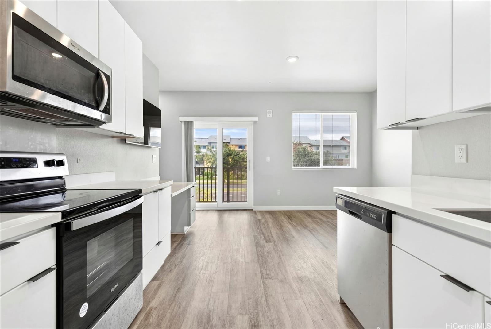 Hoopili townhouse # 919, Ewa Beach, Hawaii - photo 8 of 25