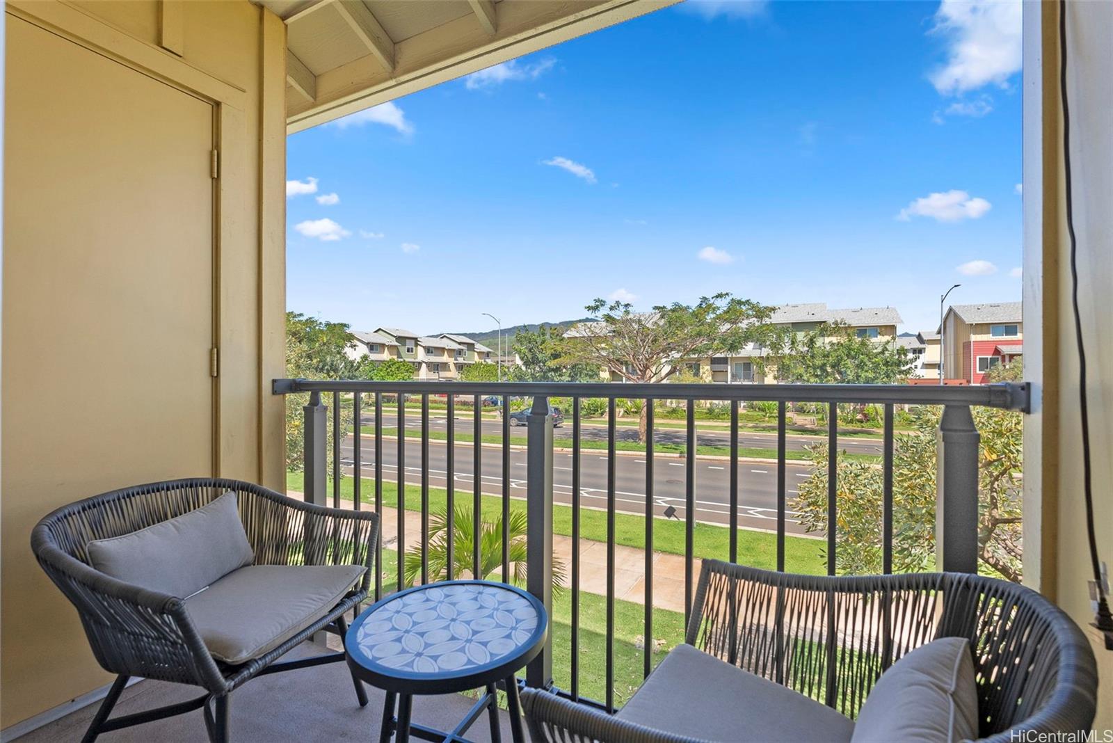 Kaiko townhouse # 920, Ewa Beach, Hawaii - photo 12 of 24