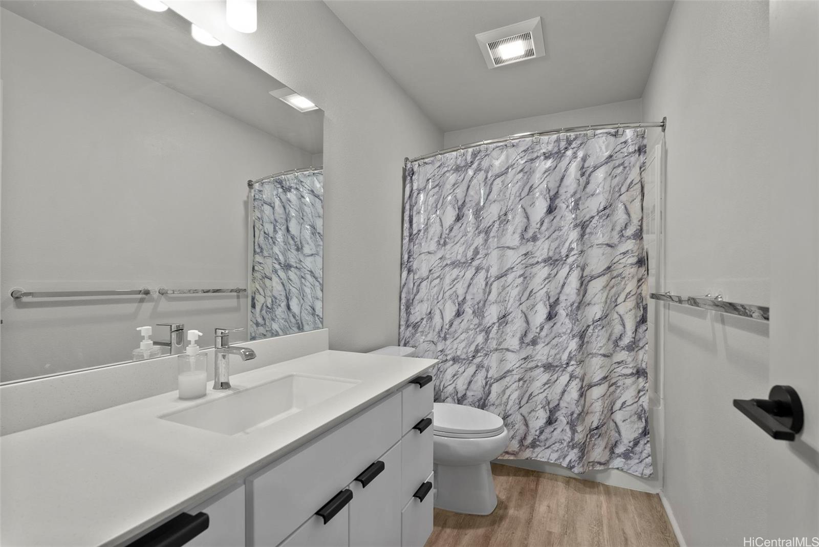Kaiko townhouse # 920, Ewa Beach, Hawaii - photo 16 of 24