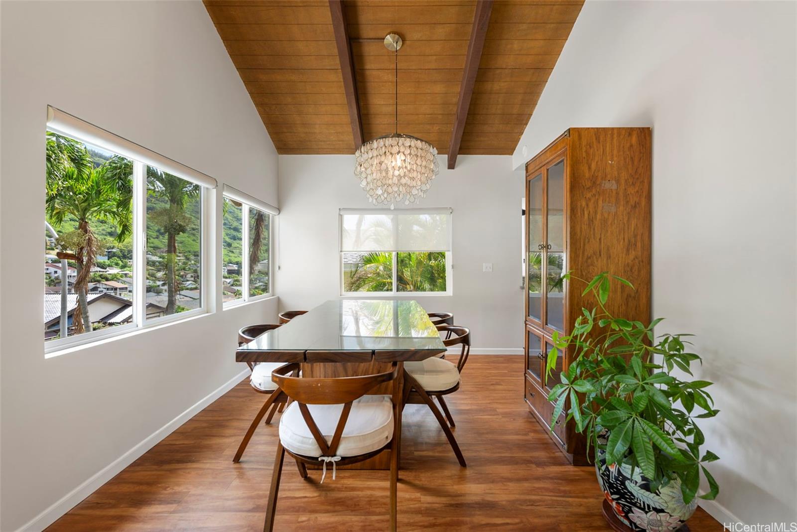 914  Kahena Street Hahaione-upper, Hawaii Kai home - photo 12 of 25