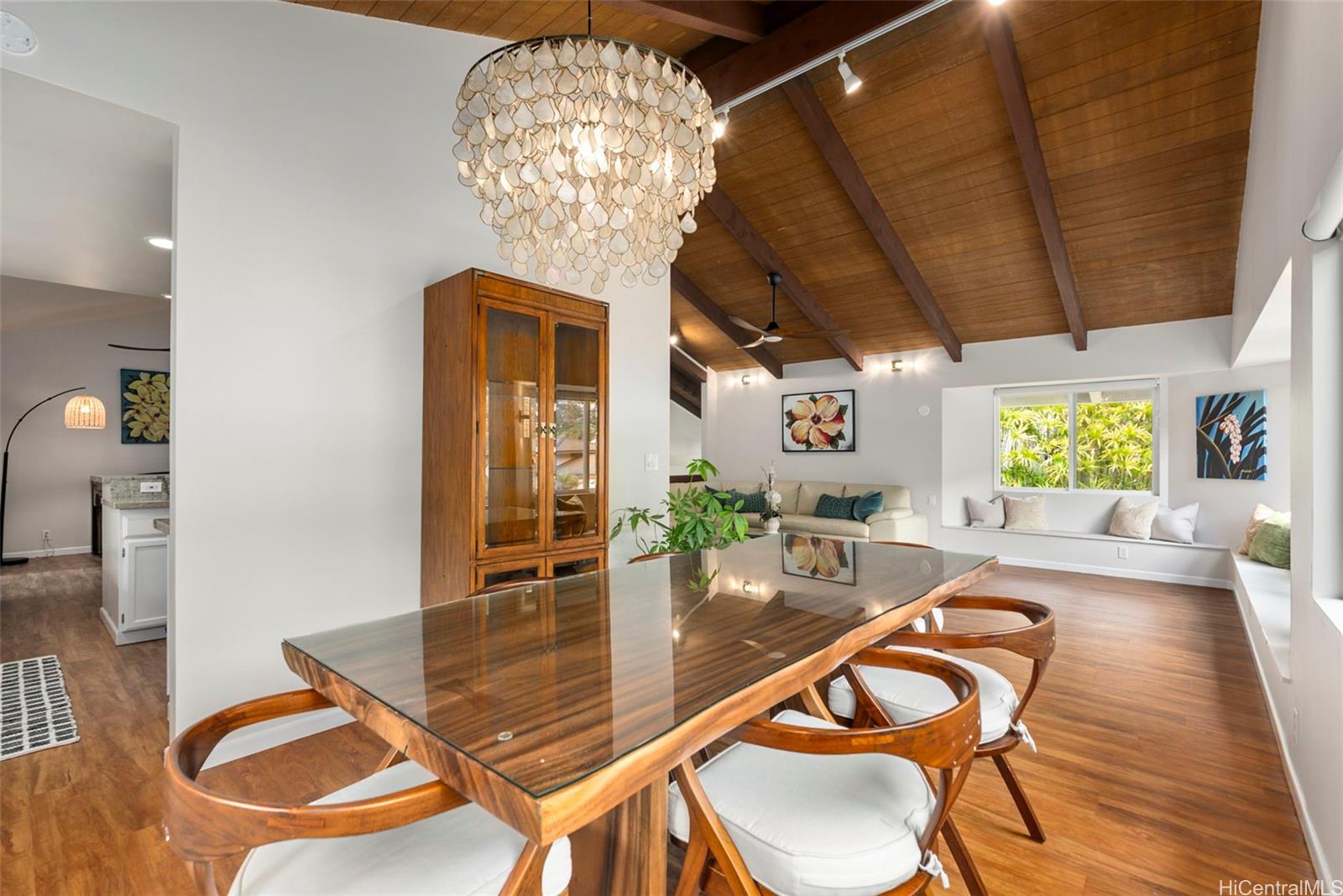 914  Kahena Street Hahaione-upper, Hawaii Kai home - photo 13 of 25