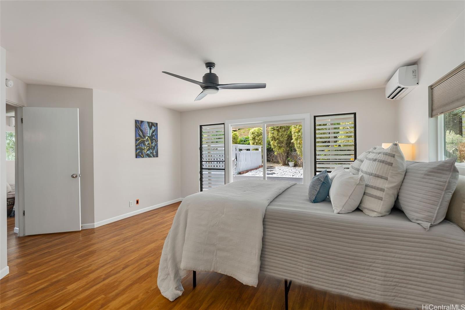 914  Kahena Street Hahaione-upper, Hawaii Kai home - photo 16 of 25