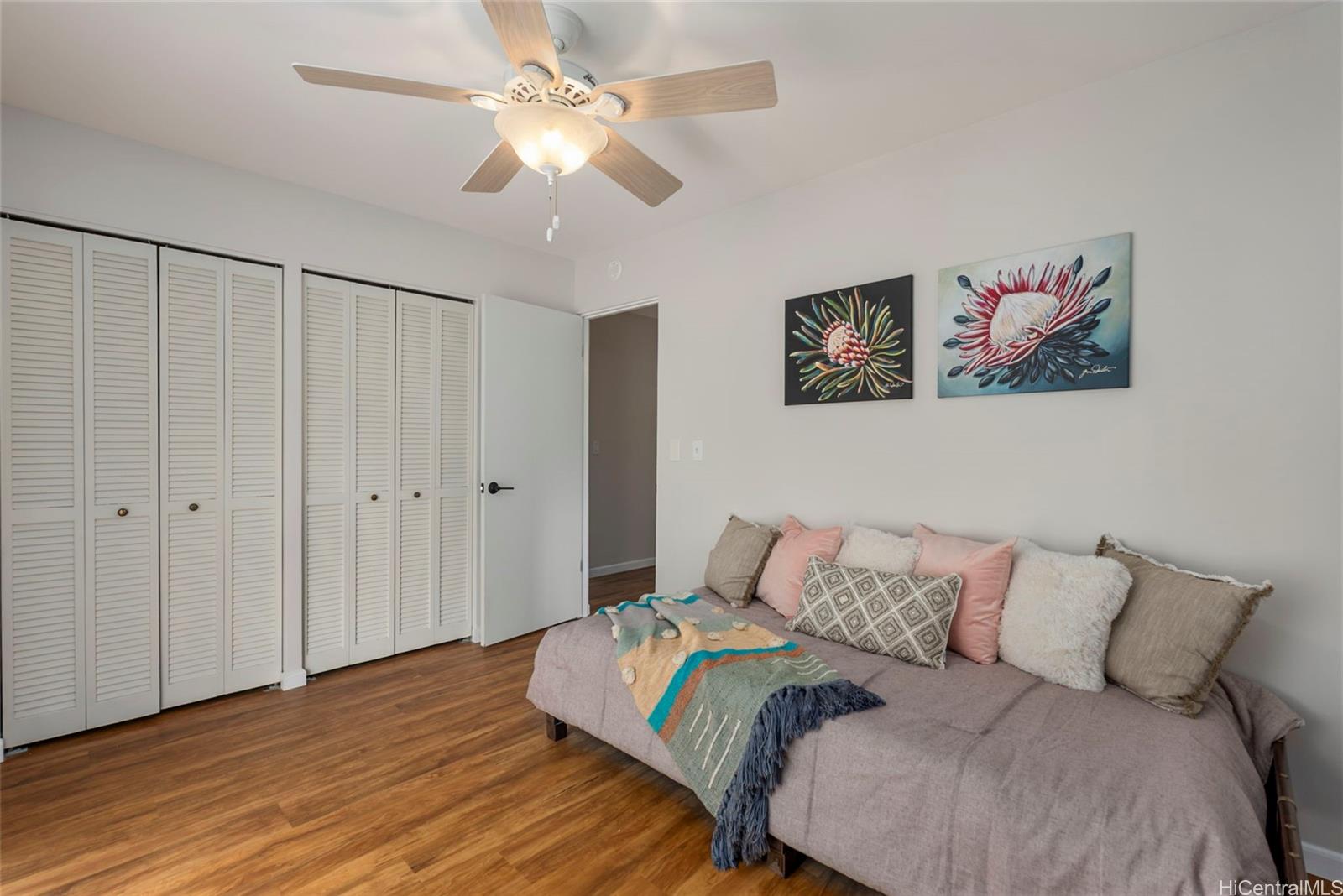 914  Kahena Street Hahaione-upper, Hawaii Kai home - photo 20 of 25