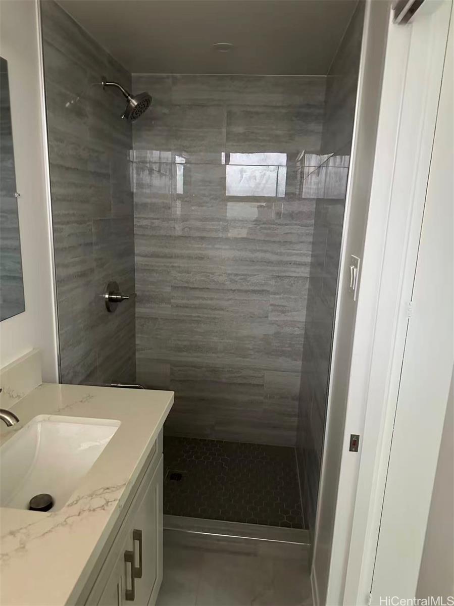 914 Kinau St Honolulu - Multi-family - photo 13 of 17