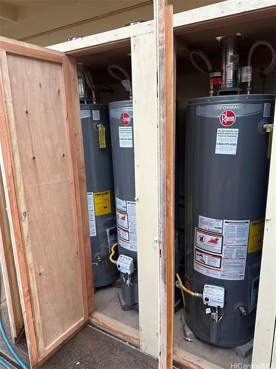 914 Kinau St Honolulu - Multi-family - photo 8 of 17