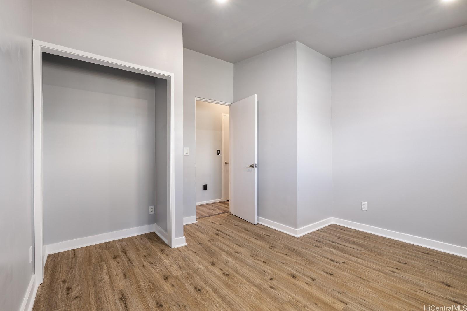 914  Lemiwai Street Wahiawa Park, Central home - photo 18 of 25