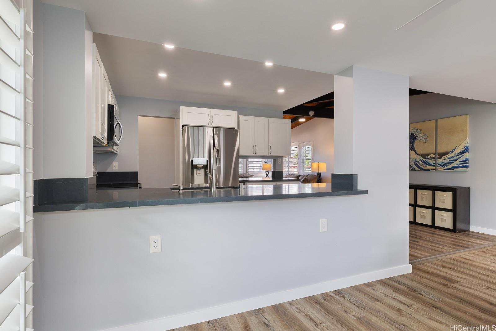 914  Lemiwai Street Wahiawa Park, Central home - photo 9 of 25