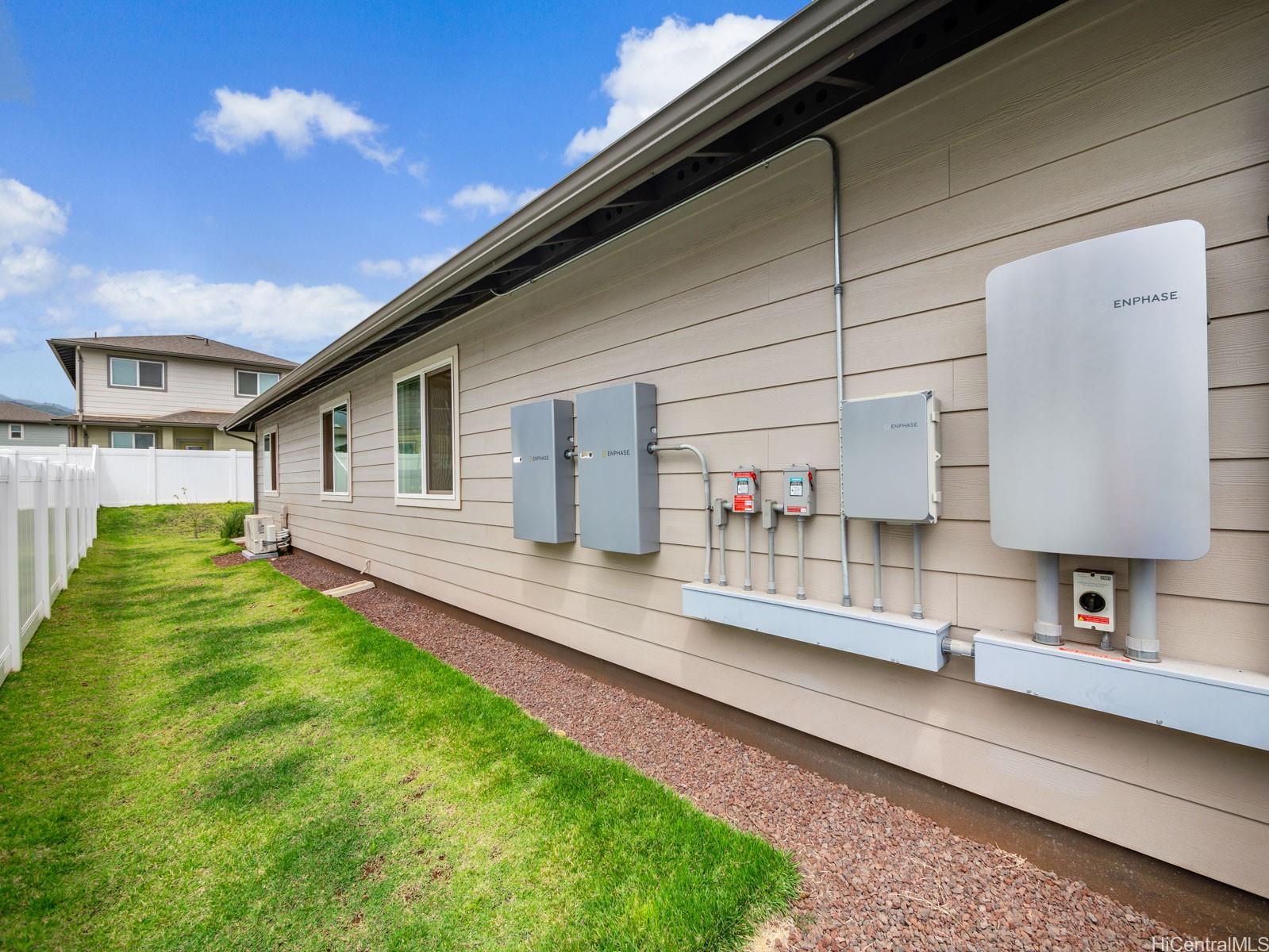 91-4092  Hikuha St Hoopili-noho Papa, Ewaplain home - photo 16 of 23